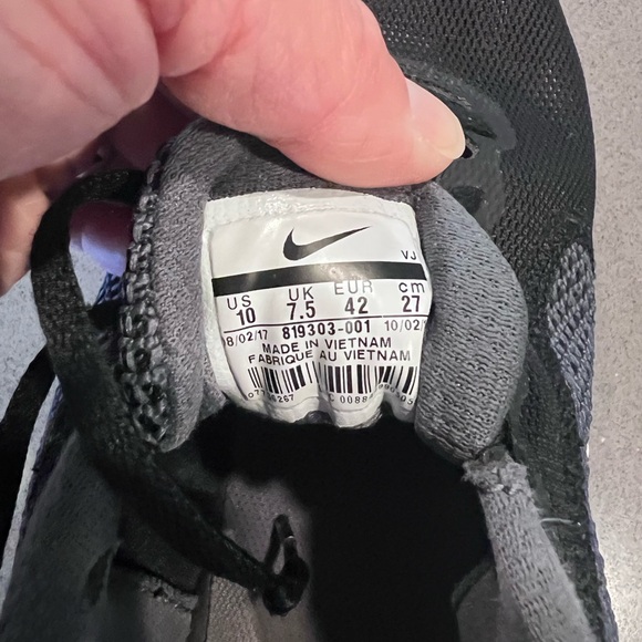 Mens Nike running shoes - Picture 5 of 5